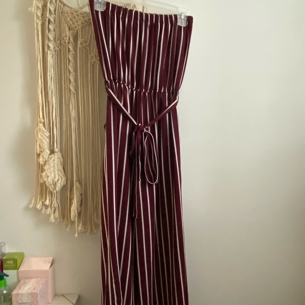 jumpsuit - Picture 4 of 5